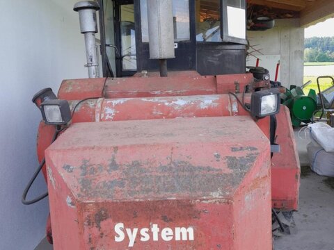 Trägerfahrzeug für Staplergerüst oder Silokamm 3