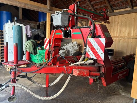 Kverneland UN 7655 Ballenwickler 2