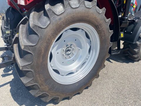 Case IH Farmall 100 A