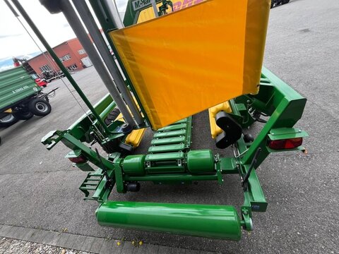 McHale 998 Highspeed Quaderballenwickler