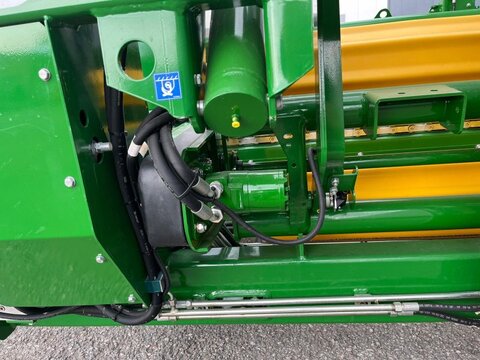 McHale 998 Highspeed Quaderballenwickler