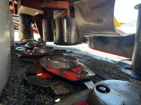 Kuhn GMD 702 F