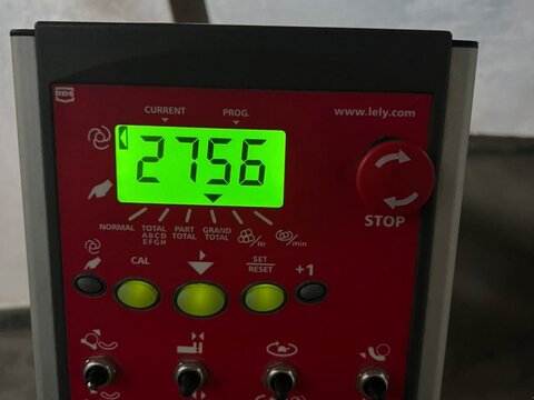 Lely Attis PT 130