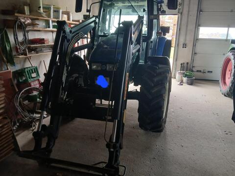 New Holland TL 100