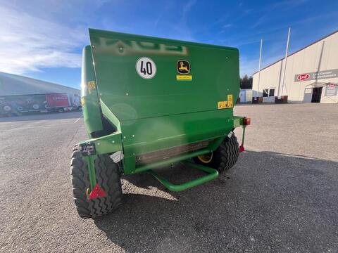John Deere F441R