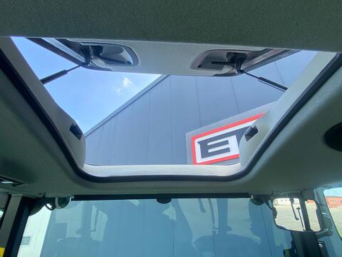CLAAS Arion 420