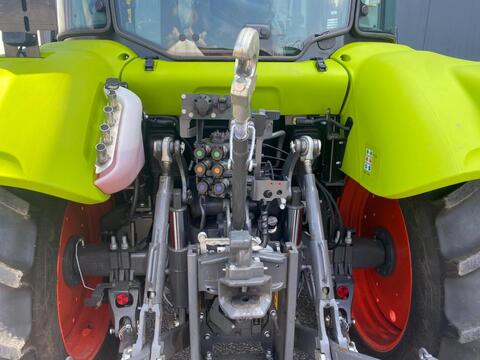 CLAAS Arion 420