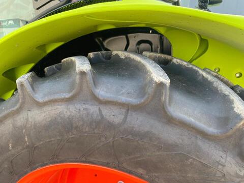 CLAAS Arion 420