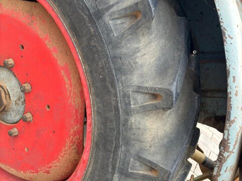 Eicher EM 300