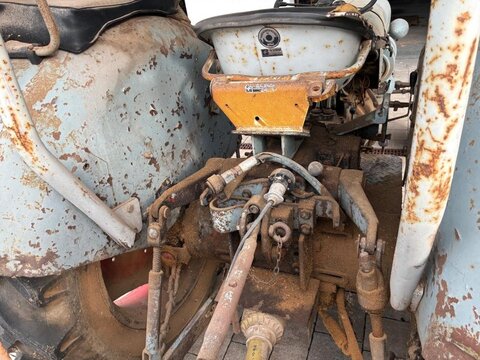 Eicher EM 300