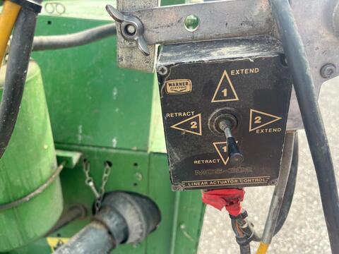 John Deere 349