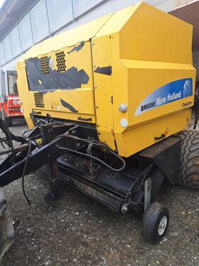 New Holland BR 6090 CropCutter