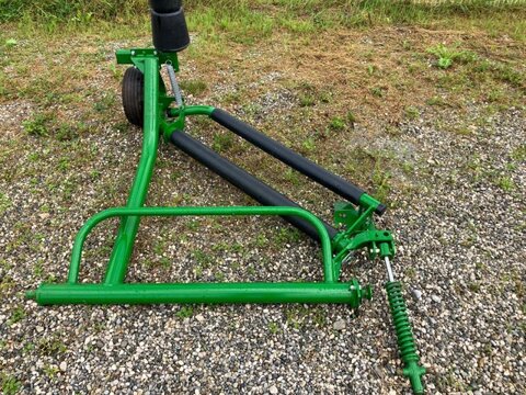 McHale Rundballenaufsteller 3