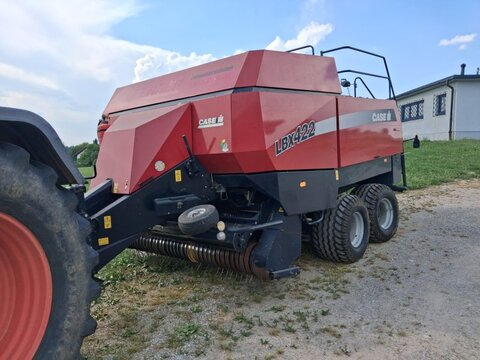 Case IH LBX 422