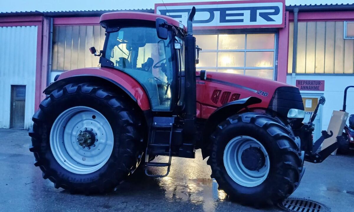 Case IH Puma 210 2