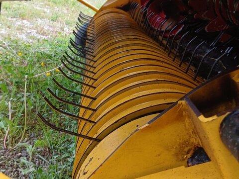 New Holland 548 CropCutter
