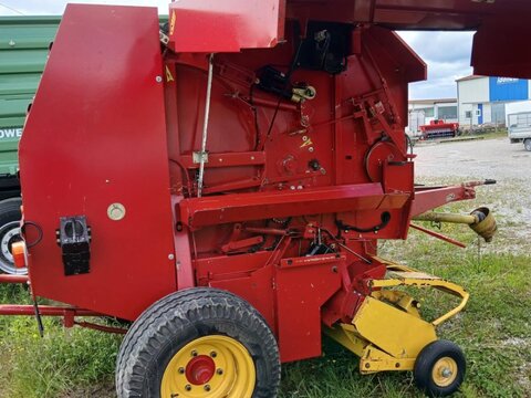 New Holland 548 CropCutter