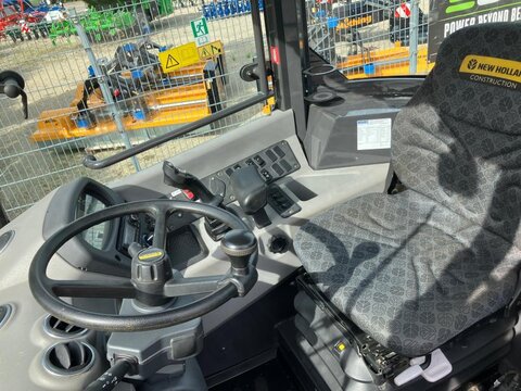 New Holland W 70 C