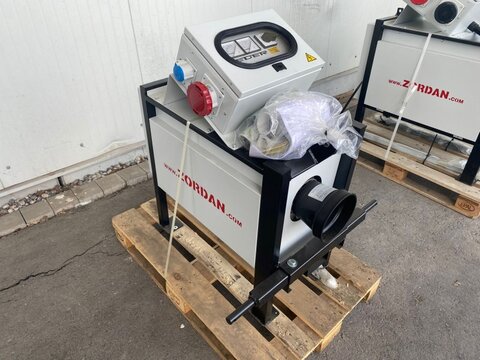 Sonstige AC 27 E