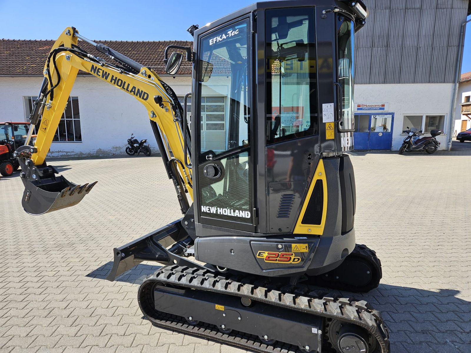 New Holland New Holland E 25D 3