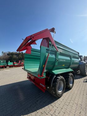 3713-89ee4813dd876be4b4d16c0b276ed7d7-6832090