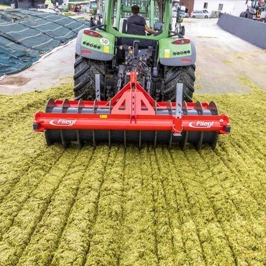 3713-e545a42b9bdc21297e5699bb5c0d4f5a-6929947