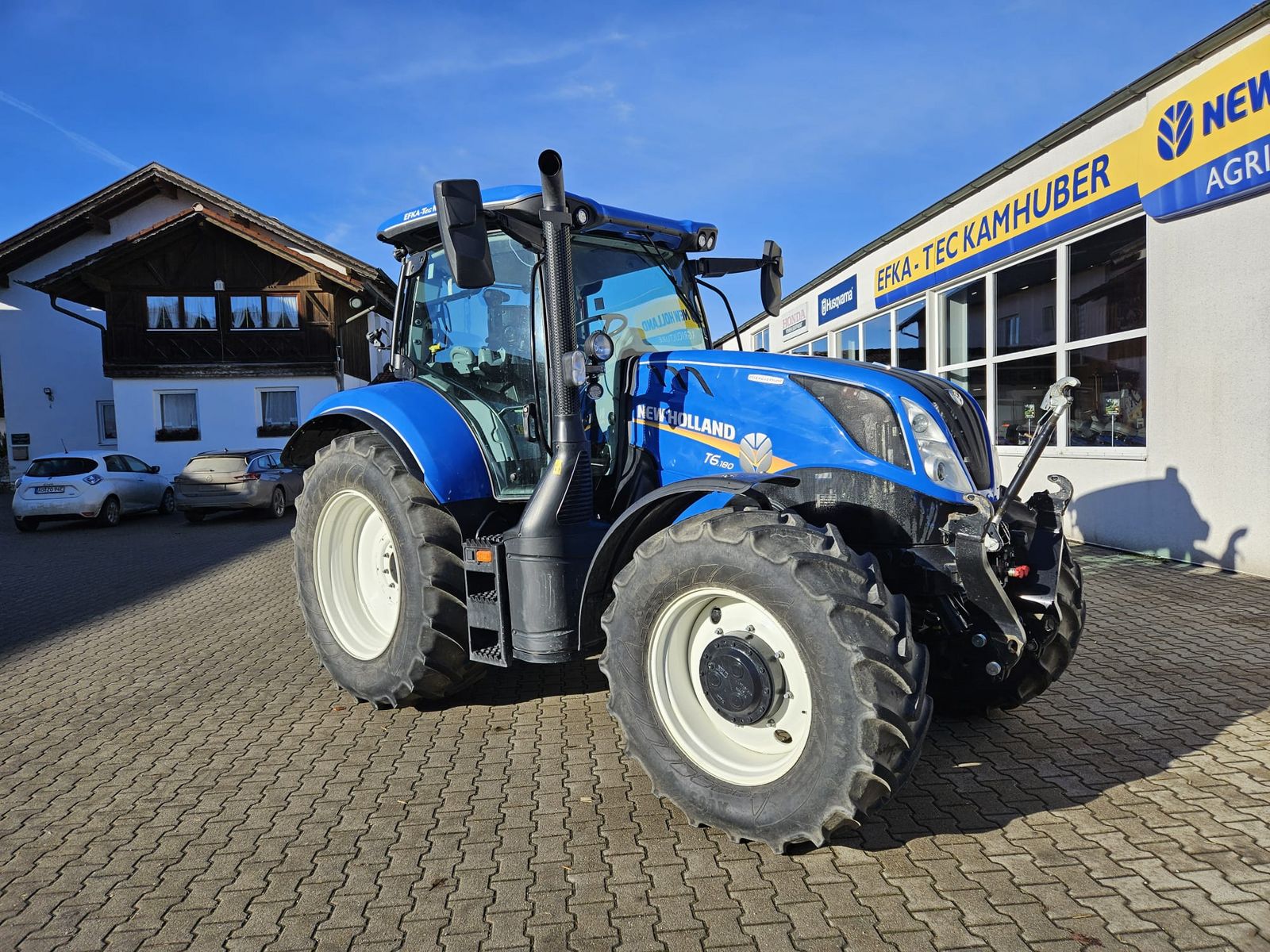 New Holland T6.180 Dynamic Command SideWinder II 1