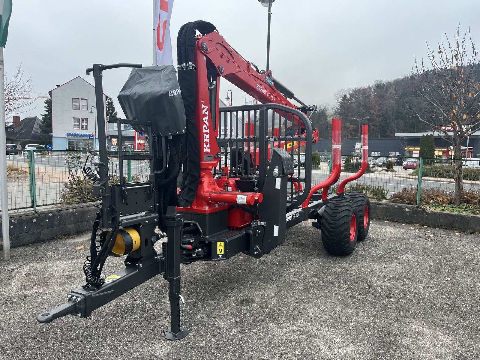 Krpan Forstanhänger GP 8 DF mit Forstkran GD 7,6 K 1