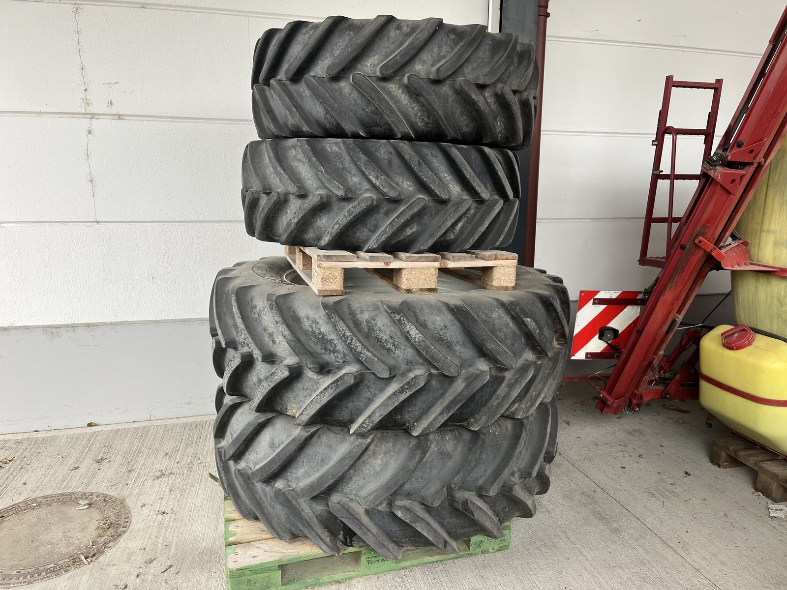 Michelin Räder 480/65 R24 und 600/65 R34 1