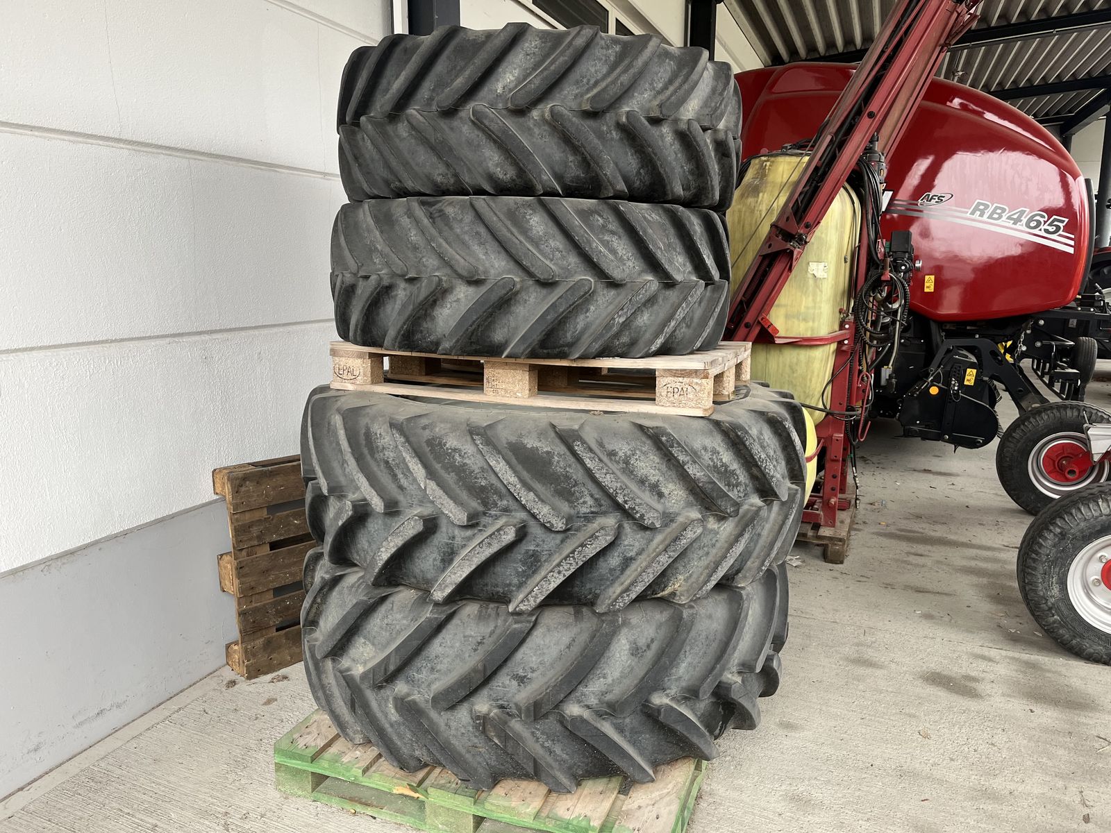 Michelin Räder 480/65 R24 und 600/65 R34 2