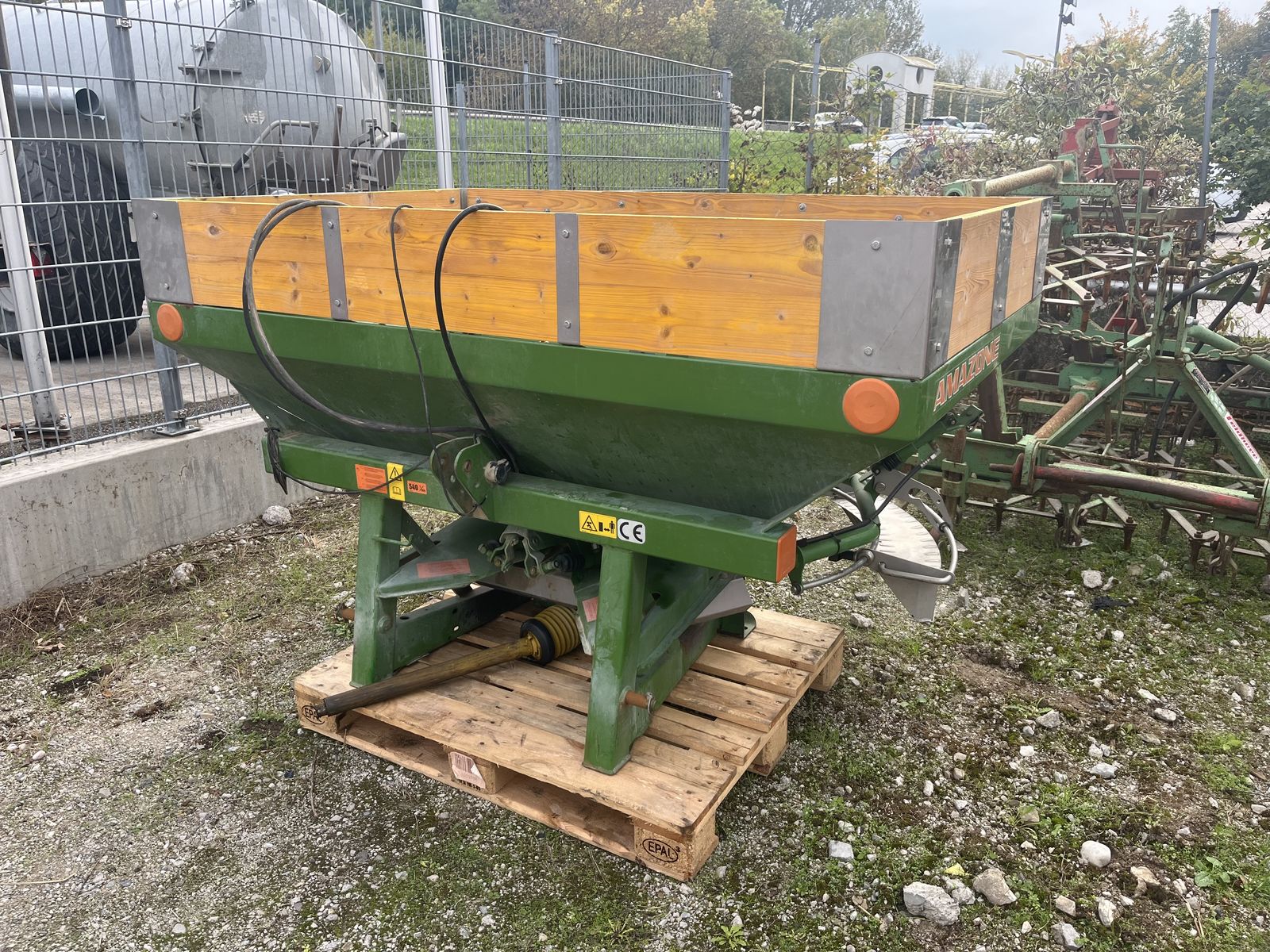 Amazone Düngerstreuer  1