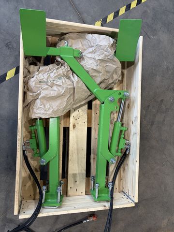 AVR Fahrgassenräumer hydraulisch klappbar