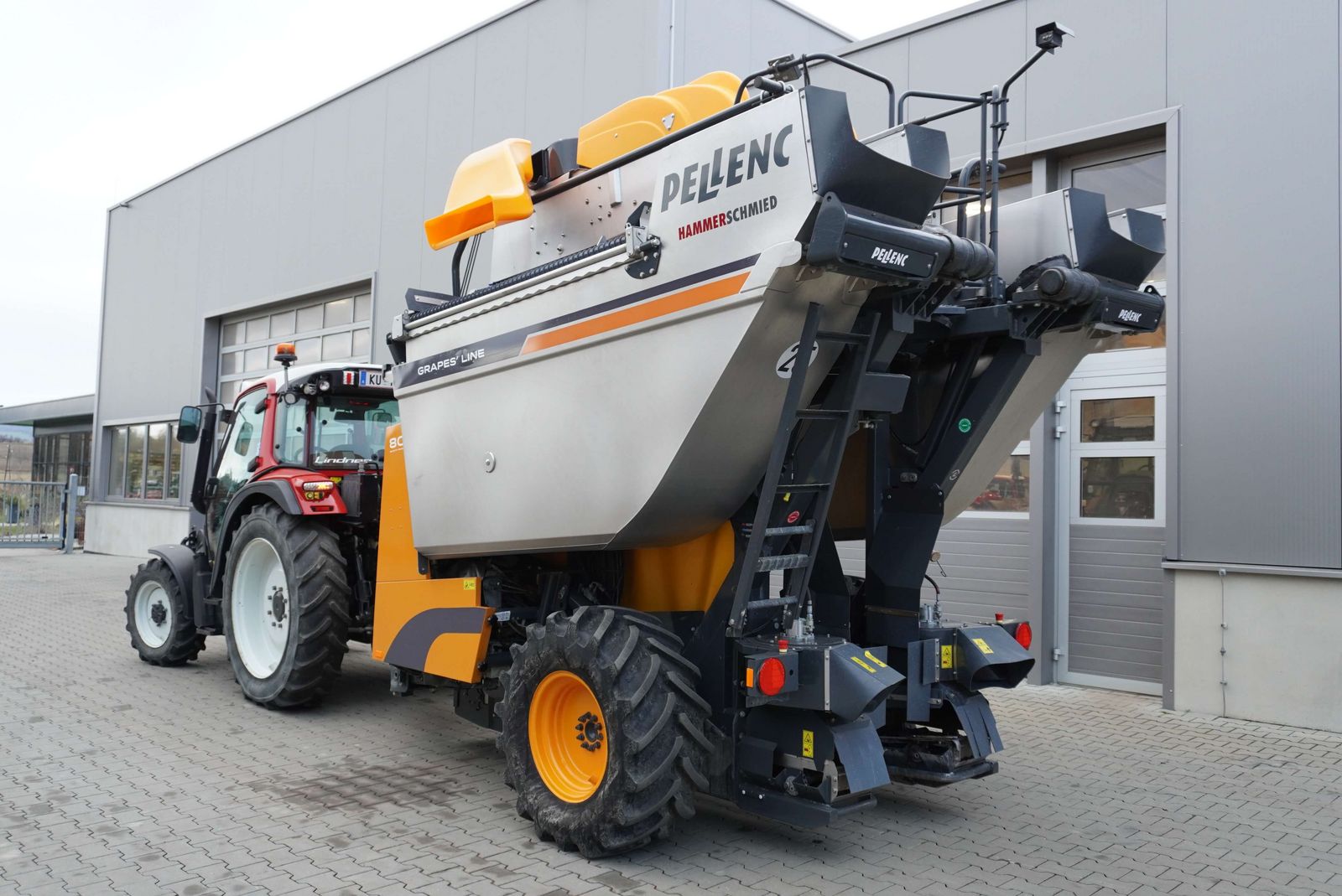 Pellenc Grapes&#39; Line 80 Selectiv&#39; Process 2 3