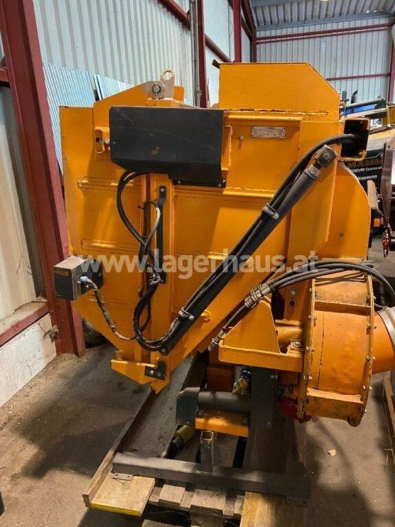 Grasabsaugcontainer 2