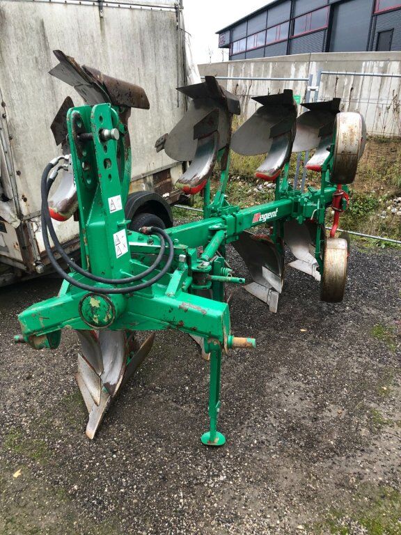 Regent Megastar 300 CX 4 scharig 1