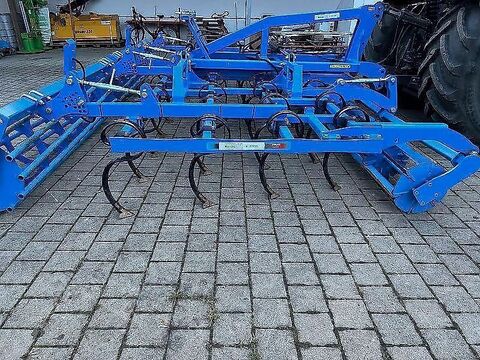 Namyslo Leichtgrubber 500 Biostar mit Messerwalze