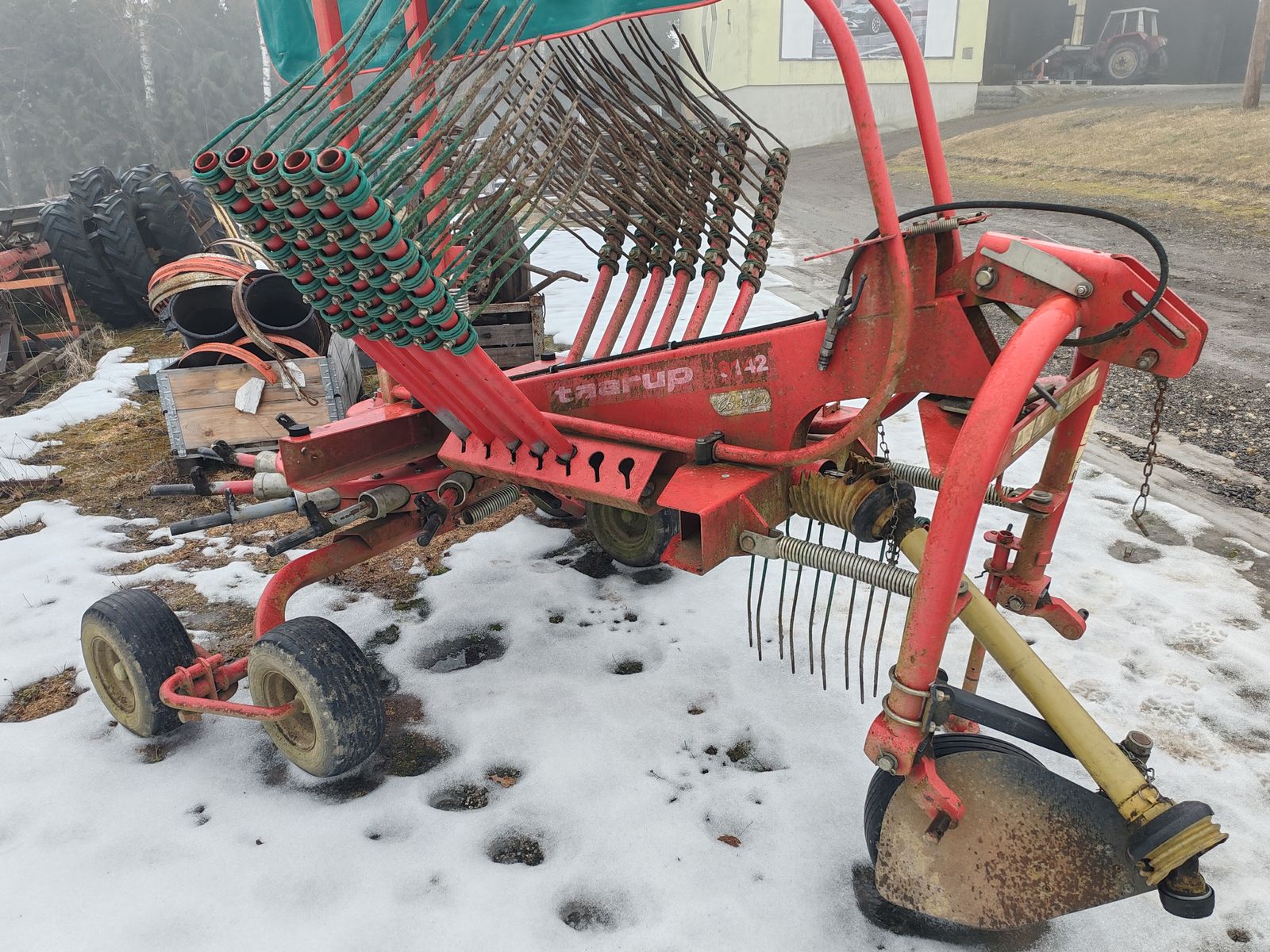 Kverneland Taarup 9142 3