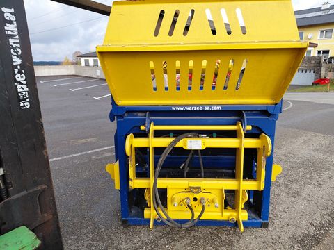 Sonstige Einstreugerät für Merlo - auch andere möglich