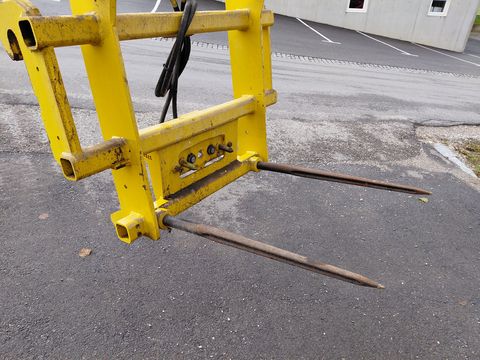 Sonstige Einstreugerät für Merlo - auch andere möglich