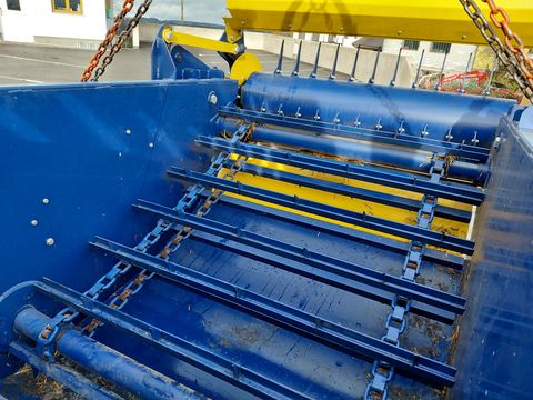 Sonstige Einstreugerät für Merlo - auch andere möglich