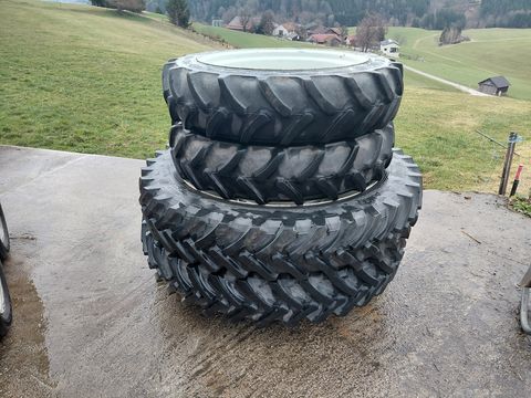 Trinker Steyr, CNH, Case, New Holand