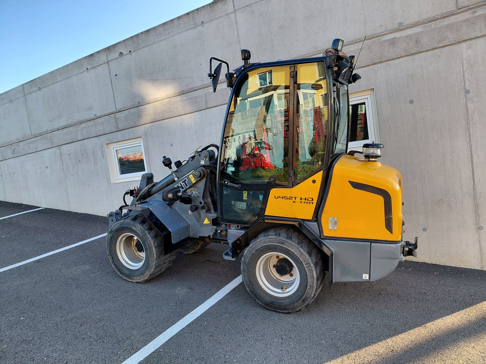 Giant V 452 T HD 2