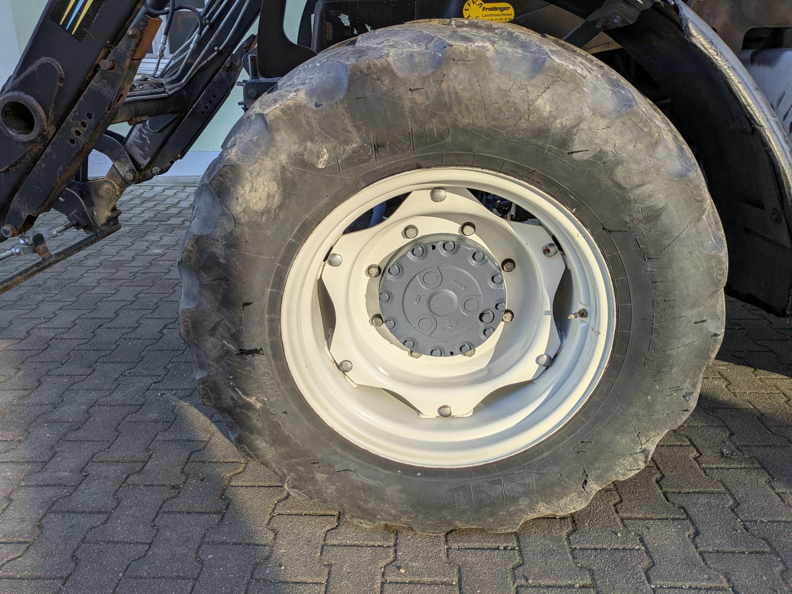 New Holland TL 100 3