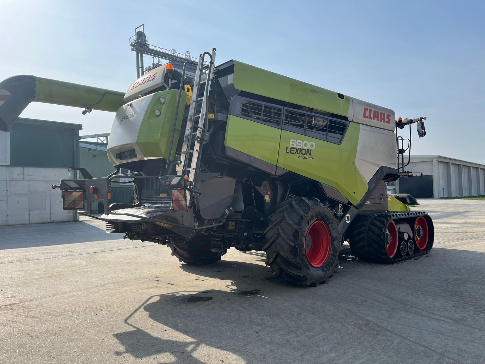 Claas Lexion 8900 Terra Trac 3