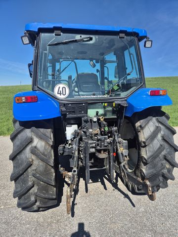 New Holland TL70A (4WD)