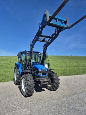 New Holland TL70A (4WD)