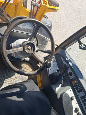 JCB 406