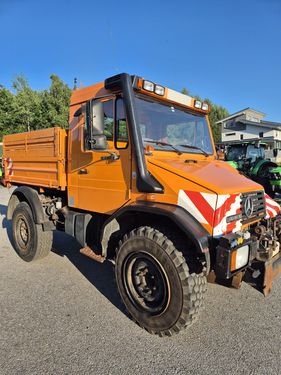 Mercedes UNIMOG  U 130