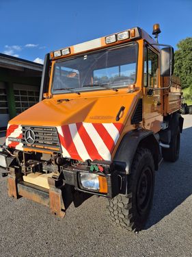 Mercedes UNIMOG  U 130