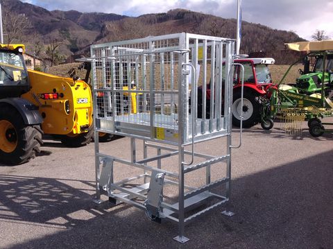 Fliegl Arbeitsbühne